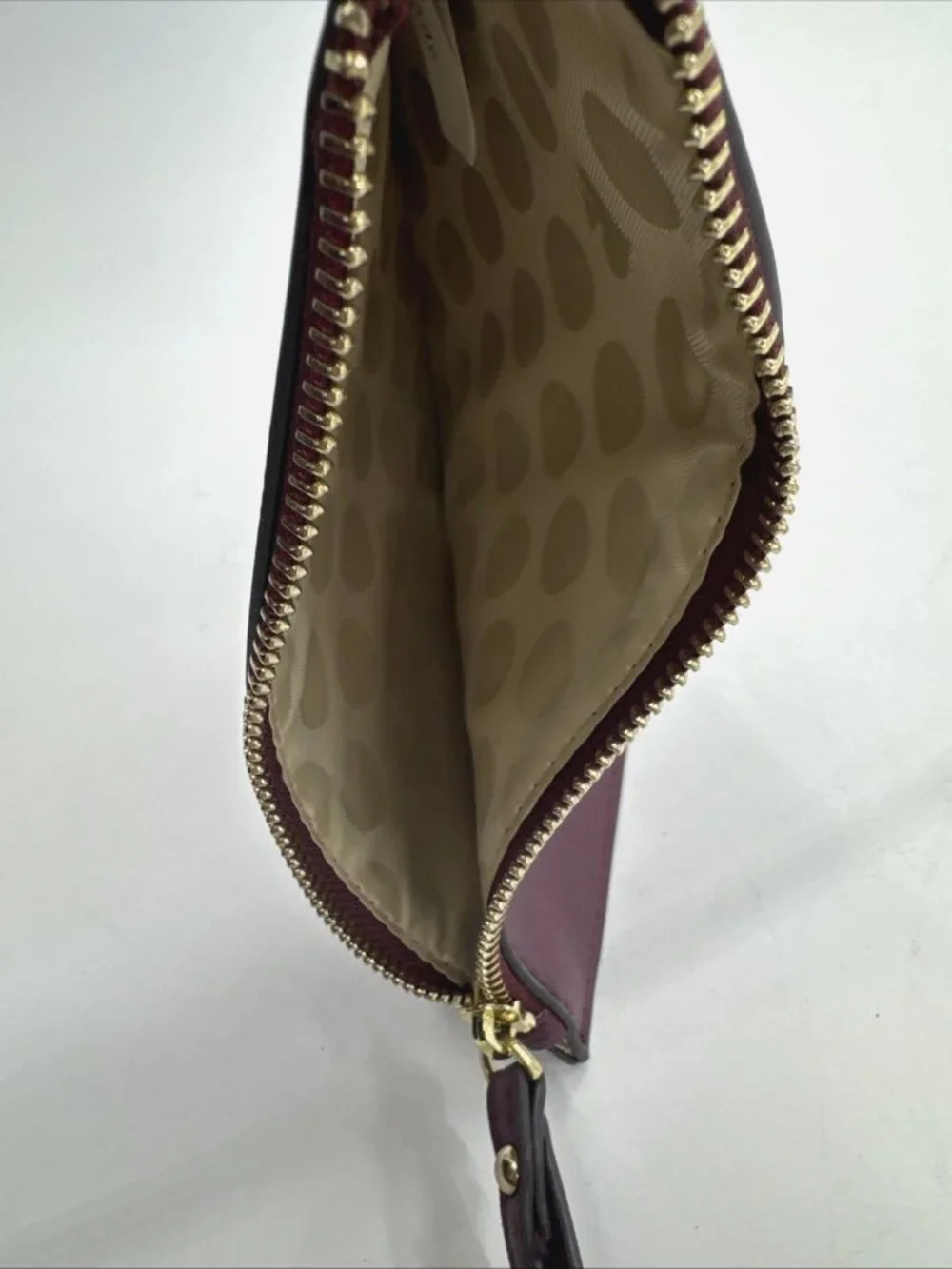 Kate Spade Wristlet Burgundy Leather Wrist Strap Zip Wallet Clutch Logo NWOT